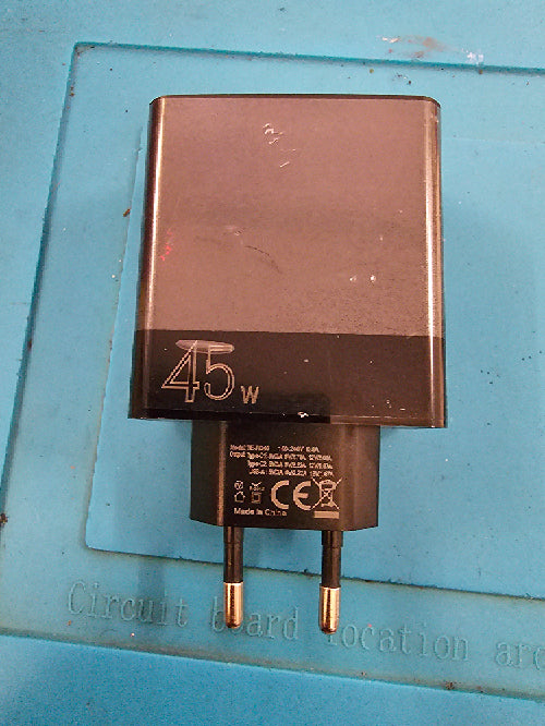 Chargeur secteur 45W double type C + usb TE-PD40